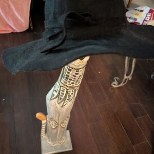 VENUS Elegant Black Hat with Silver Accents